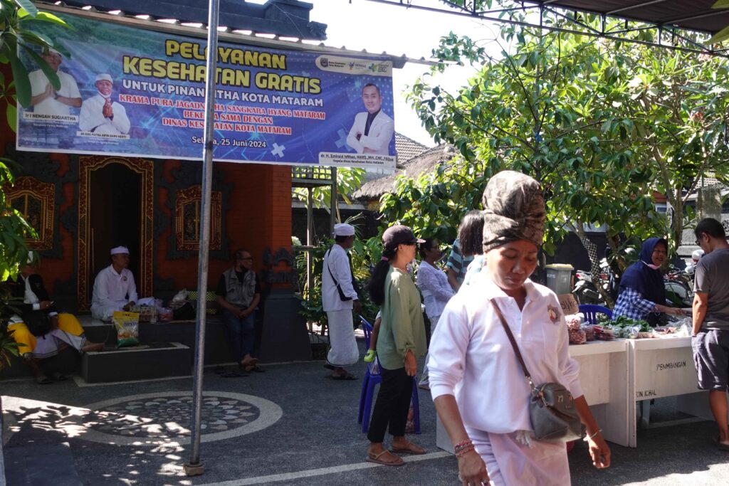 Pasar Murah di Pura Jagadnatha Sangkara Hyang